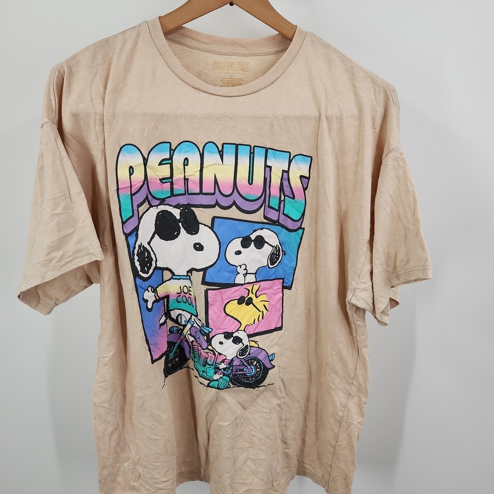 Peanuts Joe Cool Snoopy Graphic T-Shirt Tan Beige XL Retro Woodstock Rainbow - Picture 3 of 4